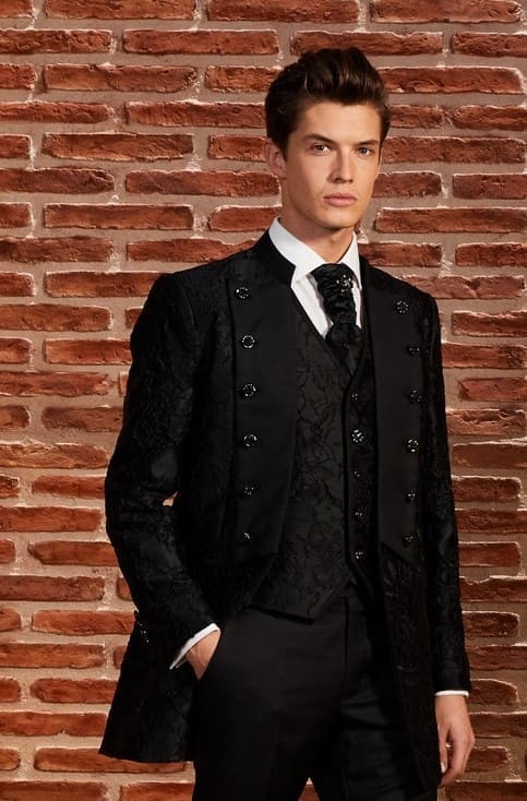 Steampunk & Gothic Hochzeitsanzug nach Mass von Collin Suiting